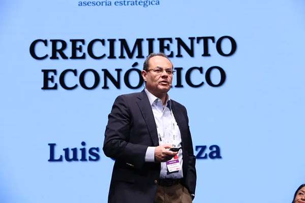 EN CADE EJECUTIVOS 2025, SE ANALIZÓ CÓMO DINAMIZAR LA ECONOMÍA PERUANA