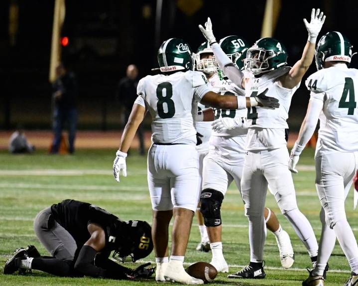 Friday’s SGV football playoff scores; second round schedule