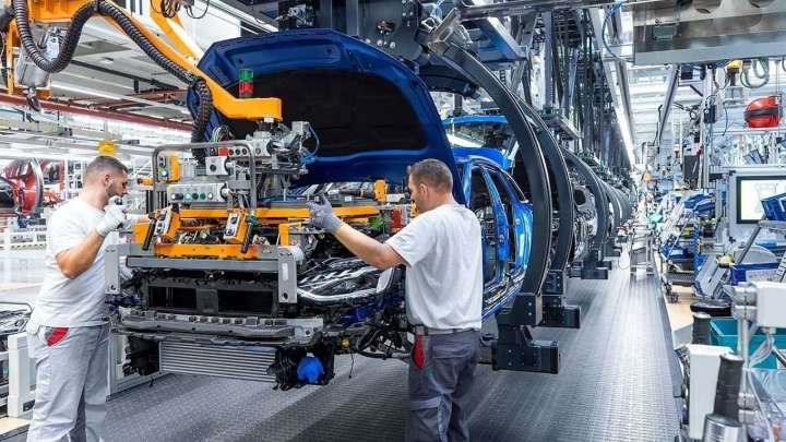 Mantiene Nuevo León crecimiento en exportación y producción automotriz