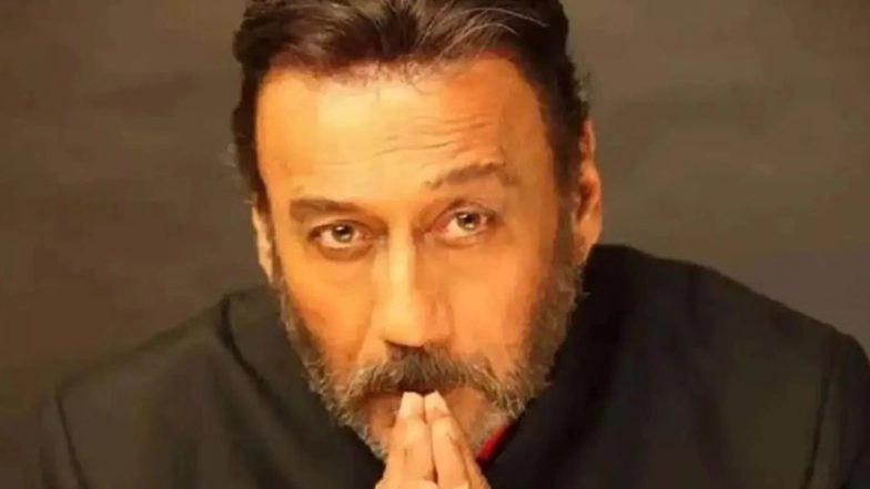 Bollywood Zarine Khan Demise: Jackie Shroff Blasts Photographers for Creating Chaos Zayed Khan’s Outside House Post His Mother’s Death