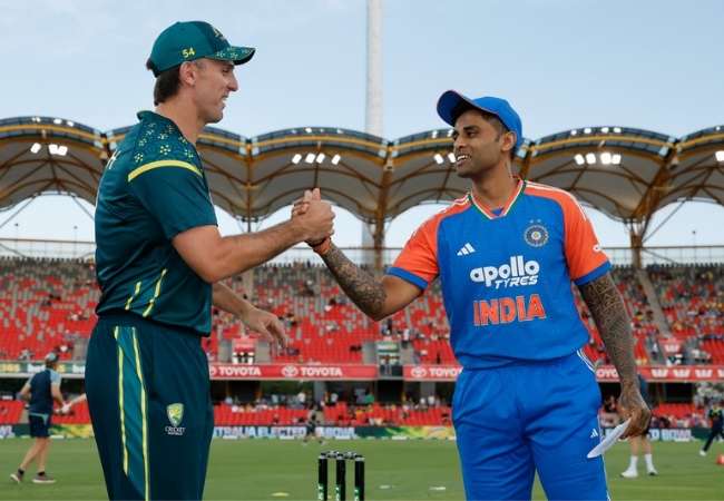 Australia invite India to bat in 4th T20I