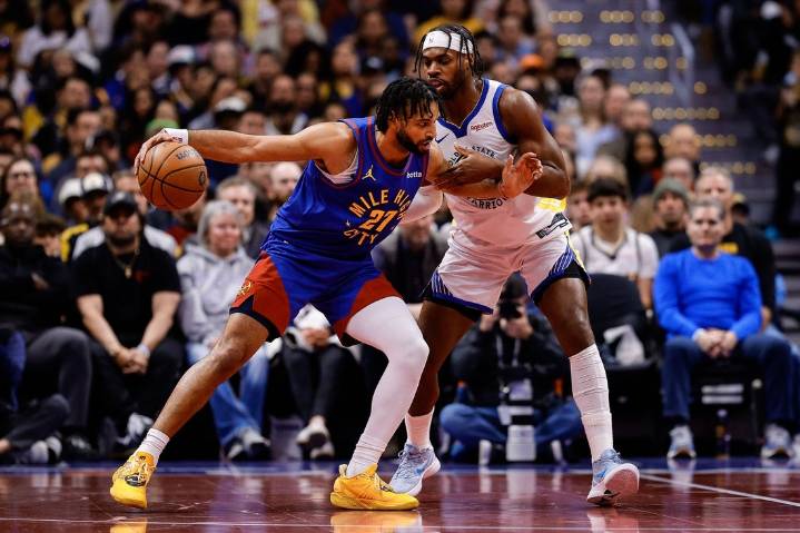 Deadspin | Nikola Jokic carries Nuggets past Warriors in NBA Cup