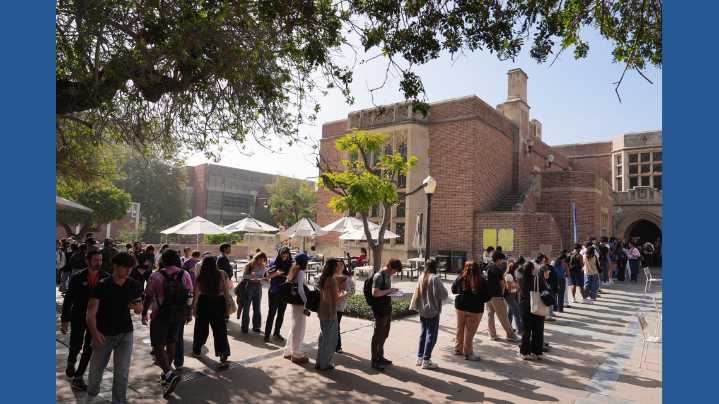 California voters approve new US House map to boost Democrats in 2026