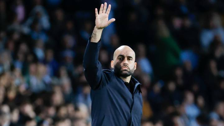 El entrenador del Celta clama por el cambio de Dani Olmo justo antes del partido: "Es raro"