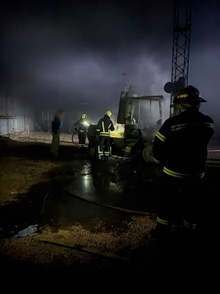 Bomberos controlaron un incendio en un aserradero de Oberá