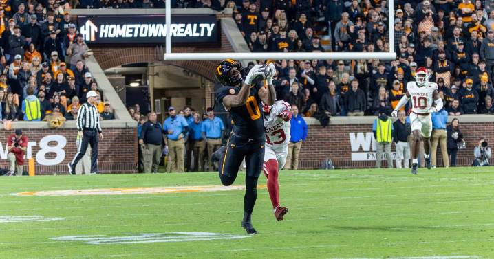 Tennessee ranked No. 25 in first CFP rankings