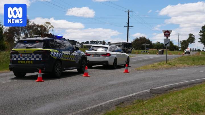 Driver dies after two-vehicle collision near Allendale, north of Ballarat