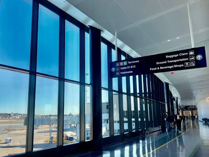 Se normalizan los vuelos antes del aumento de viajes por Thanksgiving