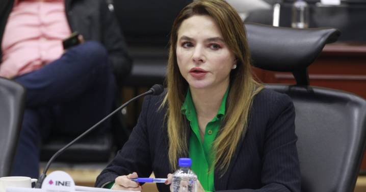 Afirman que hay preocupación en el INE por licitación para producción de credenciales