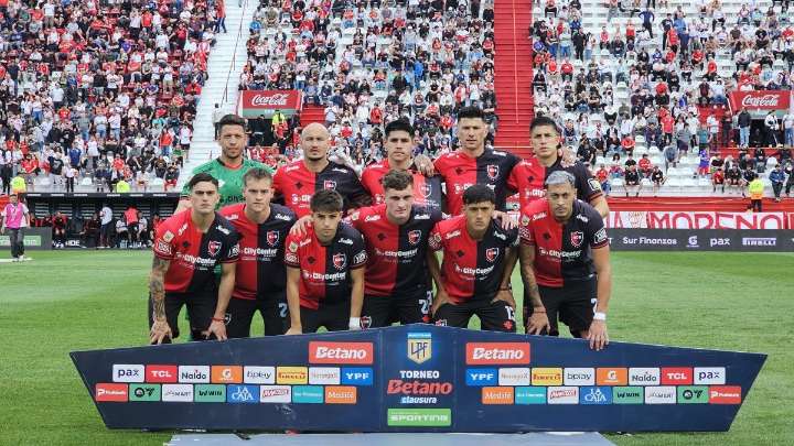 El uno x uno de Newell's: Cocoliso González dominó la altura, habilitó en el primer gol y anotó el segundo