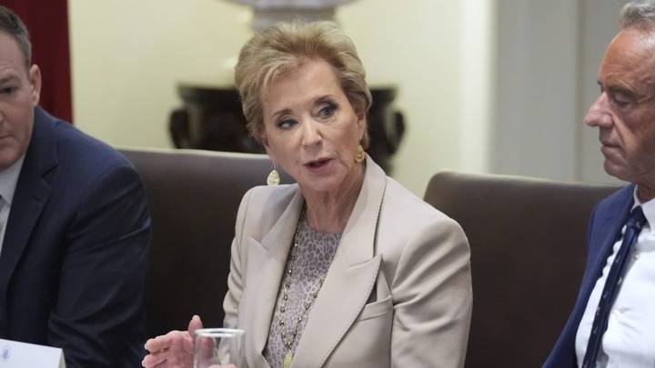 Education Department announces plan to move programs to other federal agencies as part of effort to shut down