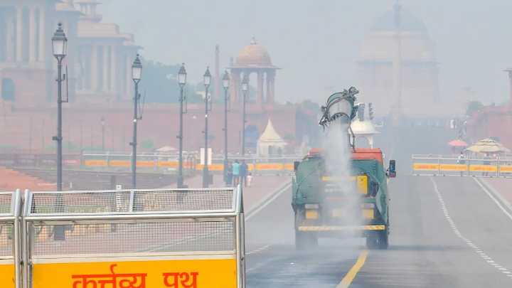 Delhi’s Air Quality ‘Very Poor’, Slow Wind Speed Reduces Dispersion Of Pollutants
