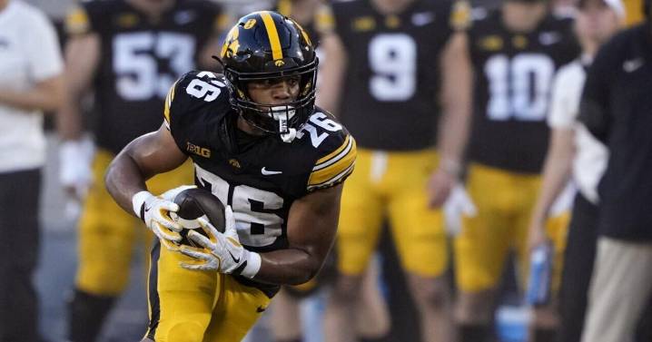 Iowa vs. Nebraska Live Updates: Nebraska cuts Iowa lead to one with third first