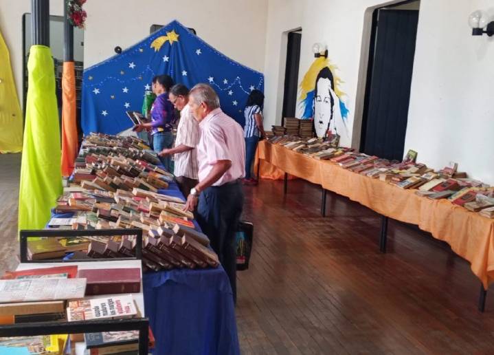 III Jornada de donación popular de libros en Bolívar