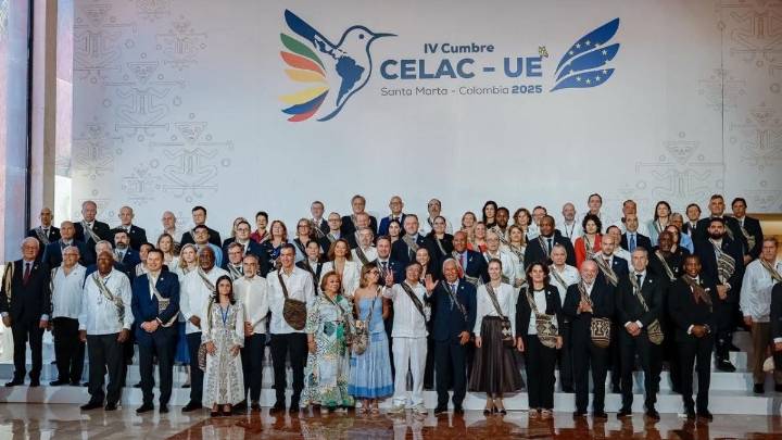 Con la ausencia de Argentina, comenzó la Cumbre de la CELAC y la UE en Colombia