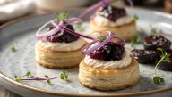 Canapés de hojaldre crujientes y rellenos para Navidad y eventos