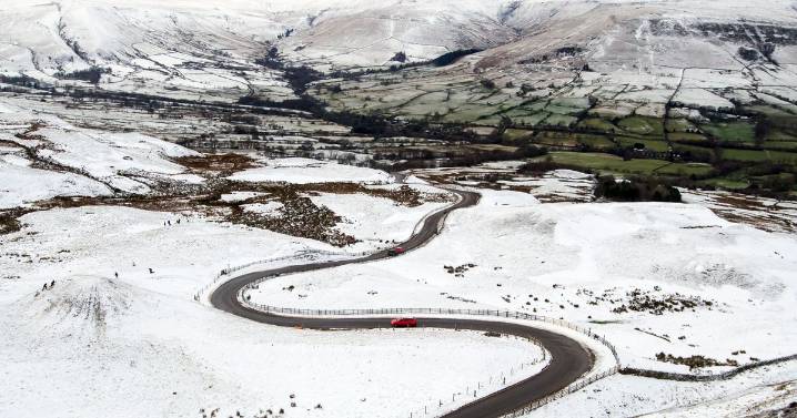 Beauty spot on Greater Manchester's doorstep named best for Christmas family holiday