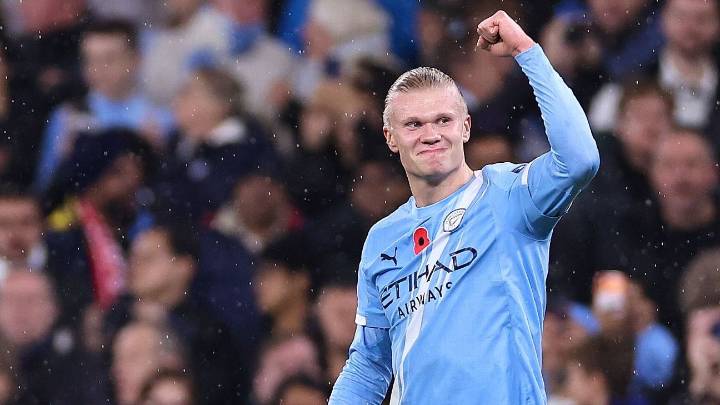Manchester City goleó a Liverpool y se mete en pelea por la cima de la Premier League