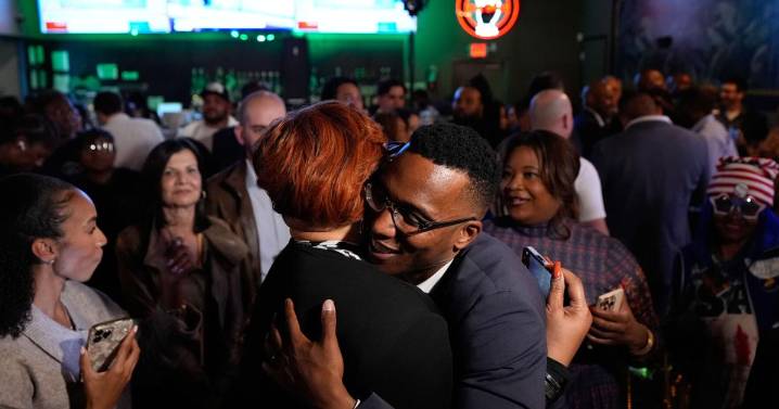 Texas Democrats Menefee and Edwards advance to runoff for vacant US House seat