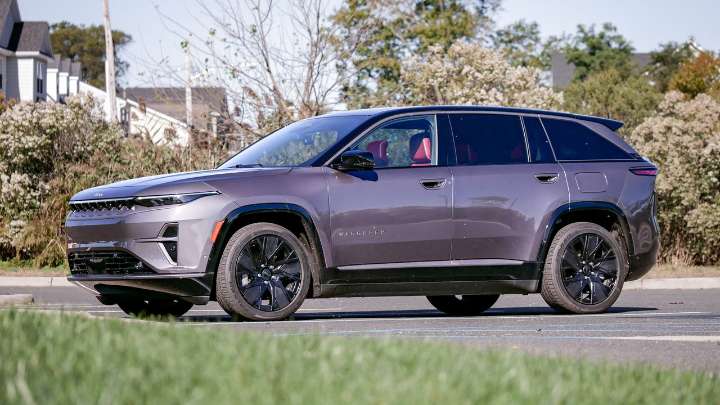 I drove the Jeep Wagoneer S for a week — and it’s just the right mix of luxury and sporty