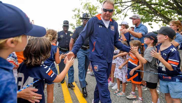 Hugh Freeze buyout: What Auburn football owes coach for firing