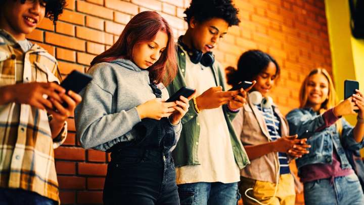 Is N.J. about to ban cellphones in all classrooms? A powerful N.J. lawmaker just said yes.