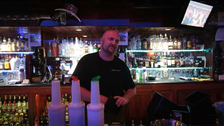 See The Desert Sun's 5 favorite dive bars in the Coachella Valley