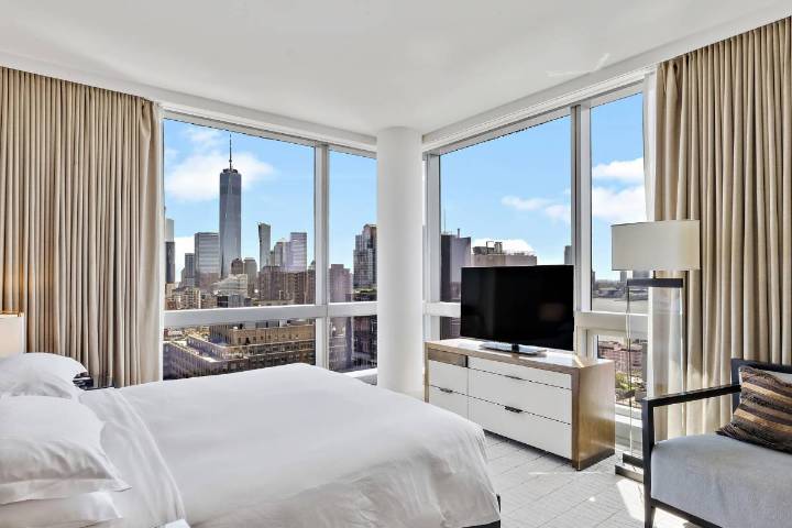 You Can Now Score 25% Off Luxury NYC Hotels Like The Plaza