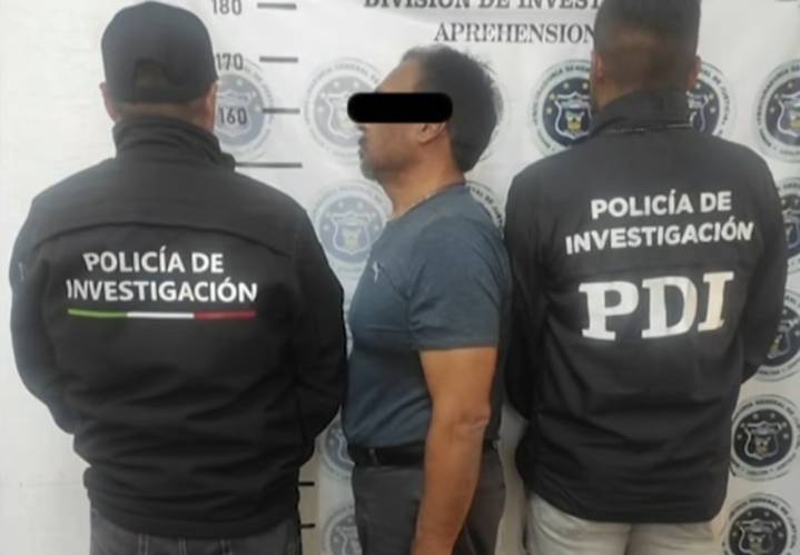 Médico finge su muerte para evadir justicia por abusar de paciente