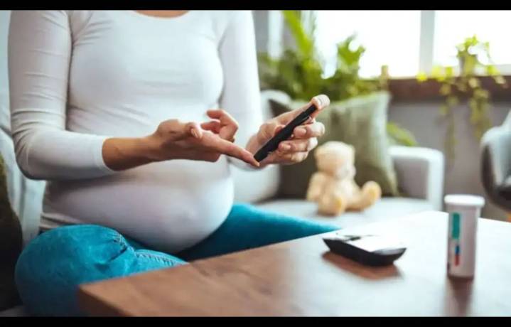 Severe Periodontitis Linked to Higher GDM Risk in Older Pregnant Women, suggests study