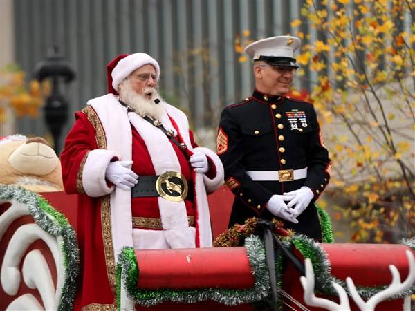 Coming to town: Santa returns for The Blade's Holiday Parade