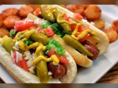 ‘A day without fear’: Chicagoans buy out street vendors amid immigration crackdown