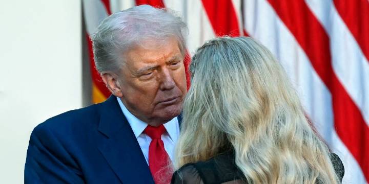 Donald Trump and Erika Kirk Share a Kiss During Swearing-In Ceremony at the Oval Office