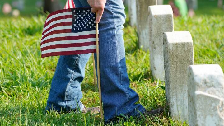 Veterans Day freebies and discounts