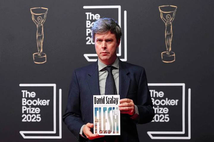 El escritor húngaro-británico David Szalay, ganador del Premio Booker por 'Flesh'