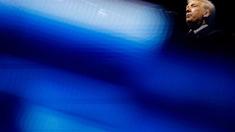 Dos días que empañaron el aura de poder absoluto de Trump