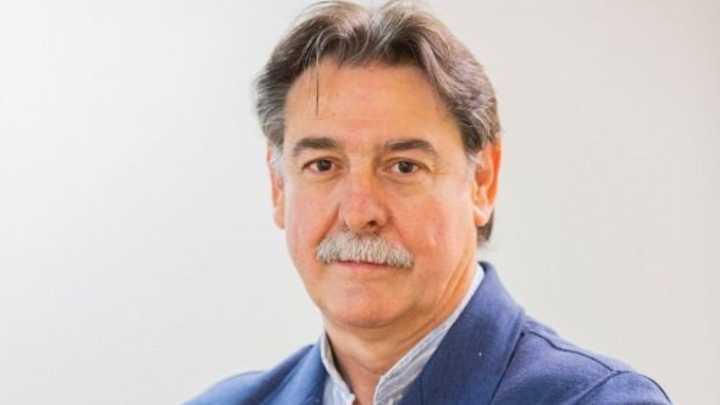 José Manuel Cucalón, médico rural: "Siempre que vemos a un paciente con fiebre alta y dolores musculares generalizados, le diagnosticamos gripe, no son síntomas distintos a otros años"