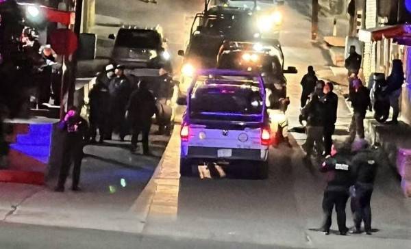 Sujeto asalta tienda con cuchillo y... ¡se lleva 10 mil pesos!