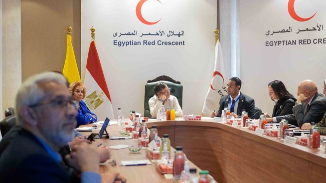 Colombia ofrece experiencia para apoyo humanitario a Gaza: presidente Petro, en reunión con Media Luna Roja