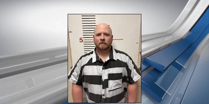 Houston County deputy accused of child sex crime