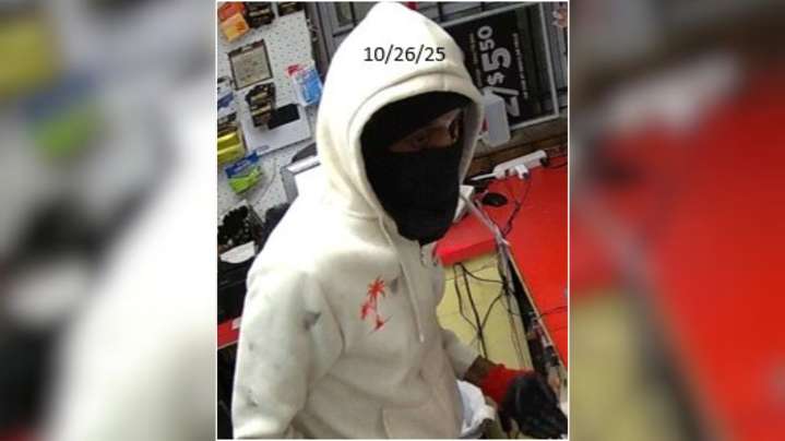 Killeen police arrest man, search for another after string of armed robberies