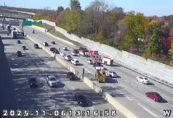 INDOT: Portion of I-465 closed on south side due to crash, pedestrian being struck