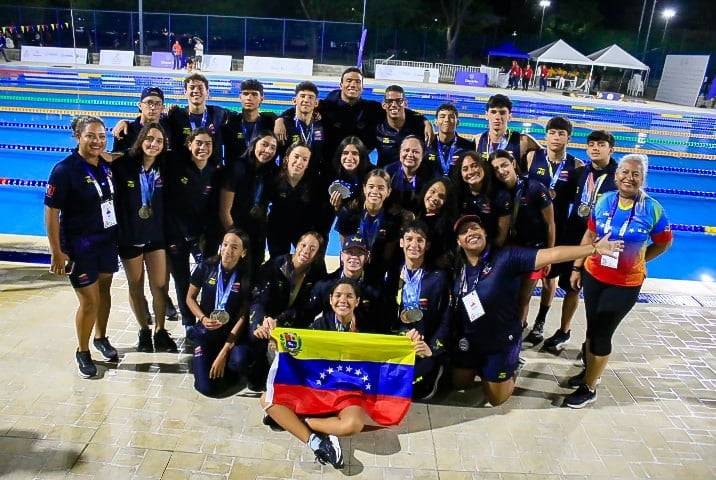 Venezuela se alza con el campeonato en Natación Escolar