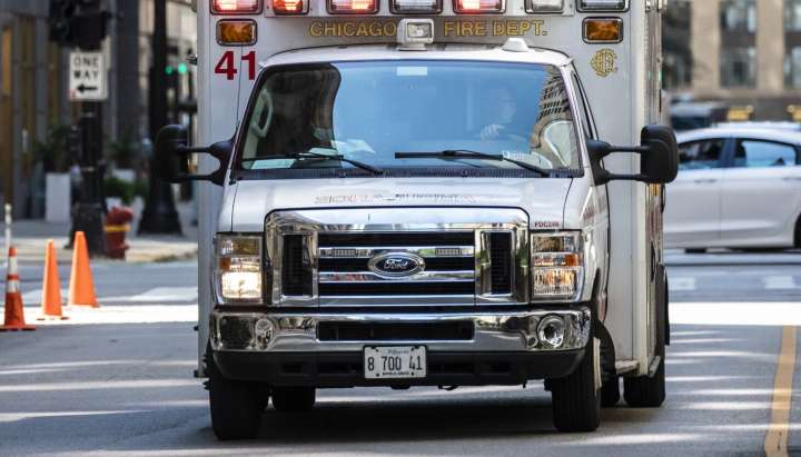 9-year-old boy, woman beaten by group in South Deering attack