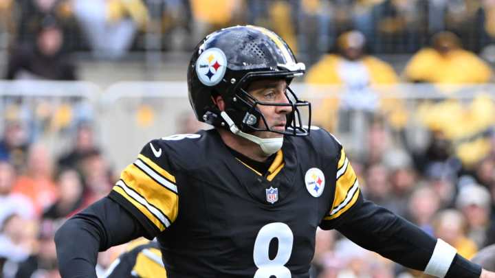 Steelers get worrisome Aaron Rodgers injury update