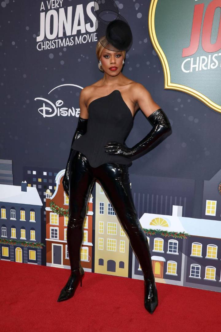 Desempeño mixto para Disney, pero suben streaming y parques temáticos