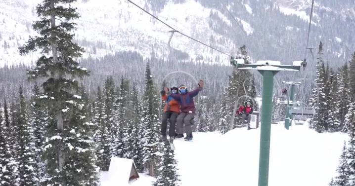 Showdown Montana offers discounts in exchange for canned food donations