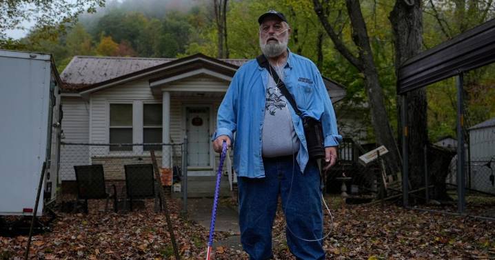 Deep in Trump country, coal miners with black lung say government is suffocating the 'working man'