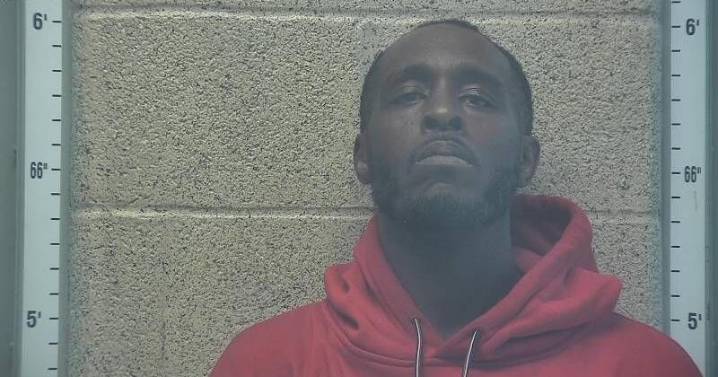 Man arrested after attempted robbery at Henderson business