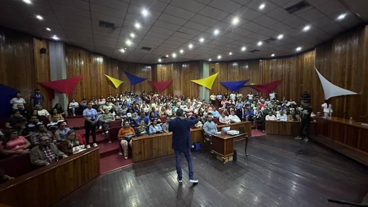 Celebrado Seminario Cripto vs Hacienda Pública en Maracay